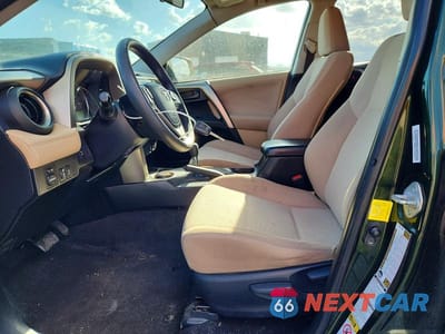 Zdjęcie 7 z 12 samochodu: 2013 TOYOTA RAV4 XLE VIN:JTMRFREV4D5024826 - miniatura
