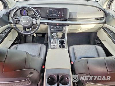 Zdjęcie 8 z 13 samochodu: 2024 KIA CARNIVAL LX VIN:KNDNB4H39R6321342 - miniatura