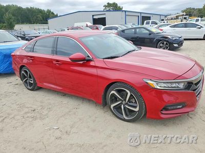 Czwarte zdjęcie samochodu z boku: 2018 HONDA ACCORD SPORT VIN:1HGCV1F3XJA118673 - miniatura