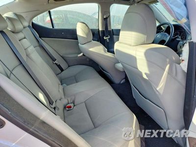 Zdjęcie 10 z 12 samochodu: 2006 LEXUS IS 250 VIN:JTHCK262762005509 - miniatura