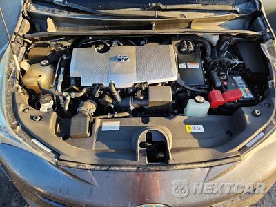 Zdjęcie 11 z 12 samochodu: 2017 TOYOTA PRIUS TWO VIN:JTDKBRFU5H3540715 - miniatura