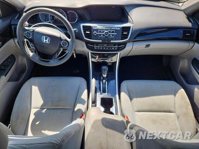 Zdjęcie 8 z 13 samochodu: 2016 HONDA ACCORD LX VIN:1HGCR2F39GA210621 - miniatura
