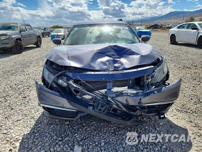 Piąte zdjęcie samochodu w środku: 2019 HONDA CIVIC LX VIN:19XFC2F67KE042376 - miniatura