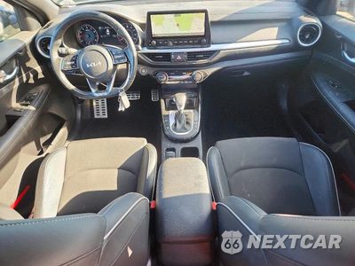 Zdjęcie 8 z 12 samochodu: 2022 KIA FORTE GT LINE VIN:3KPF54AD5NE470236 - miniatura