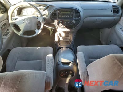Zdjęcie 8 z 13 samochodu: 2003 TOYOTA SEQUOIA SR5 VIN:5TDZT34A73S203567 - miniatura