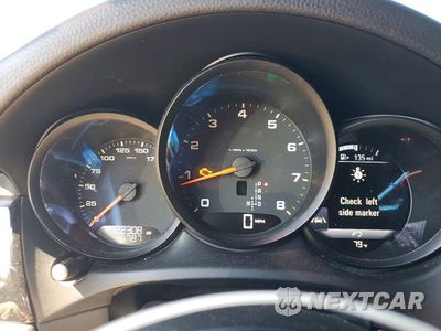 Zdjęcie 9 z 13 samochodu: 2017 PORSCHE MACAN VIN:WP1AA2A58HLB09354 - miniatura