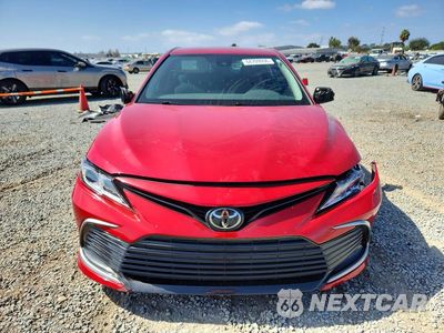 Piąte zdjęcie samochodu w środku: 2024 TOYOTA CAMRY LE VIN:4T1C11AK1RU264619 - miniatura