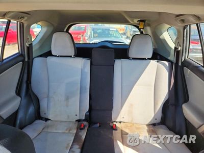 Zdjęcie 10 z 13 samochodu: 2018 TOYOTA RAV4 XLE VIN:JTMRFREVXJJ202158 - miniatura