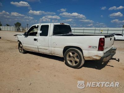 Drugie zdjęcie samochodu z przodu: 2005 CHEVROLET SILVERADO C1500 VIN:2GCEC19T951119371 - miniatura