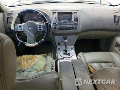 Zdjęcie 8 z 13 samochodu: 2005 INFINITI FX35 BASE VIN:JNRAS08U55X108330 - miniatura