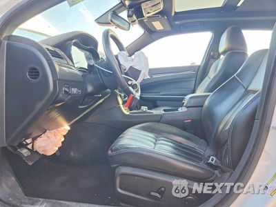 Zdjęcie 7 z 13 samochodu: 2023 CHRYSLER 300 S VIN:2C3CCABG8PH637183 - miniatura
