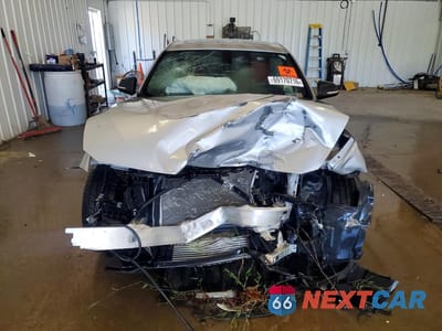 Piąte zdjęcie samochodu w środku: 2015 BMW 3ER XI SULEV VIN:WBA3B5G54FNS19428 - miniatura