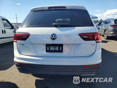 Zdjęcie 6 z 13 samochodu: 2018 VOLKSWAGEN TIGUAN S VIN:3VV1B7AX9JM108006 - miniatura