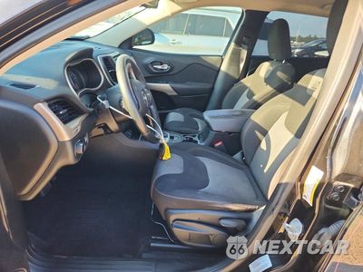Zdjęcie 7 z 13 samochodu: 2017 JEEP CHEROKEE SPORT VIN:1C4PJLAS9HW617175 - miniatura