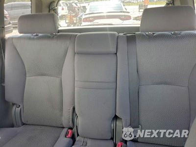 Zdjęcie 10 z 13 samochodu: 2006 TOYOTA HIGHLANDER HYBRID VIN:JTEDW21A360004258 - miniatura