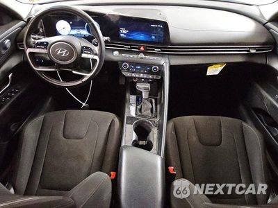 Zdjęcie 8 z 12 samochodu: 2023 HYUNDAI ELANTRA SEL VIN:KMHLS4AG0PU626480 - miniatura