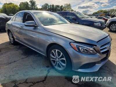 Czwarte zdjęcie samochodu z boku: 2015 MERCEDES-BENZ C 300 4MATIC VIN:55SWF4KBXFU044207 - miniatura