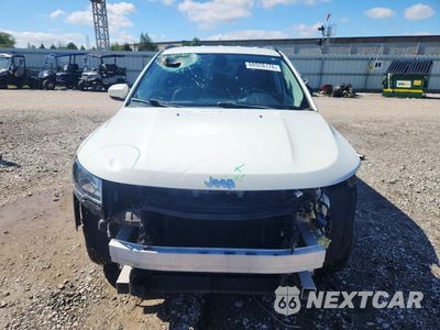 Piąte zdjęcie samochodu w środku: 2018 JEEP COMPASS LATITUDE VIN:3C4NJDBB0JT179153 - miniatura