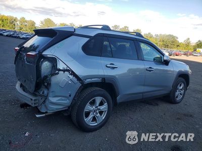 Trzecie zdjęcie samochodu z tyłu: 2019 TOYOTA RAV4 XLE VIN:2T3P1RFV8KC038840 - miniatura