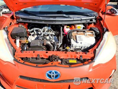 Zdjęcie 11 z 12 samochodu: 2012 TOYOTA PRIUS C ONE VIN:JTDKDTB35C1003965 - miniatura