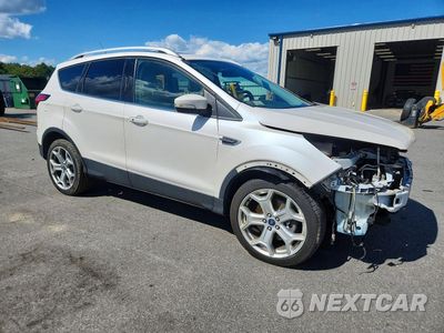 Czwarte zdjęcie samochodu z boku: 2019 FORD ESCAPE TITANIUM VIN:1FMCU9J95KUA48586 - miniatura