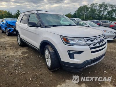 Czwarte zdjęcie samochodu z boku: 2019 FORD EXPLORER XLT VIN:1FM5K8D82KGA67705 - miniatura