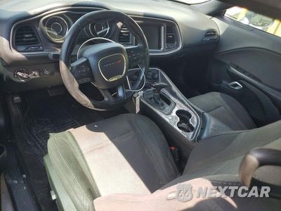 Zdjęcie 8 z 12 samochodu: 2015 DODGE CHALLENGER SXT VIN:2C3CDZAT9FH760905 - miniatura