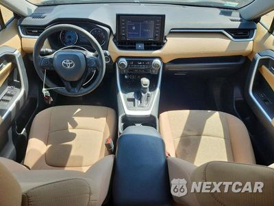 Zdjęcie 8 z 12 samochodu: 2021 TOYOTA RAV4 XLE VIN:2T3W1RFVXMW160760 - miniatura