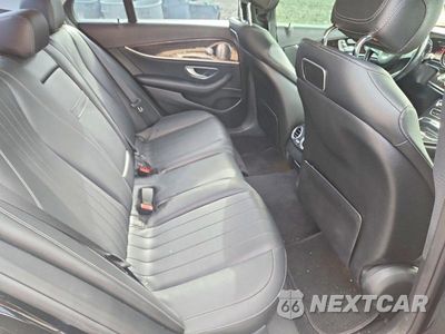 Zdjęcie 10 z 12 samochodu: 2018 MERCEDES-BENZ E 300 VIN:WDDZF4JB2JA431373 - miniatura