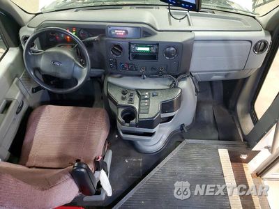 Zdjęcie 8 z 14 samochodu: 2013 FORD E-350 SHUTTLE BUS VIN:1FDEE3FS7FDA05078 - miniatura