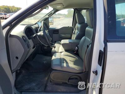 Zdjęcie 7 z 12 samochodu: 2006 FORD F150 VIN:1FTRF12286NB50590 - miniatura