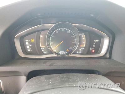 Zdjęcie 9 z 13 samochodu: 2017 VOLVO V60 CROSS COUNTRY PREMIER VIN:YV440MWK8H1031663 - miniatura