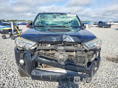 Piąte zdjęcie samochodu w środku: 2020 TOYOTA 4RUNNER TRD OFF-ROAD PREMIUM VIN:JTEBU5JR9L5784754 - miniatura