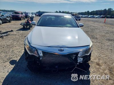 Piąte zdjęcie samochodu w środku: 2018 KIA OPTIMA LX VIN:5XXGT4L36JG253276 - miniatura
