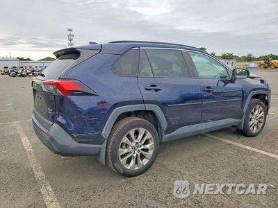 Trzecie zdjęcie samochodu z tyłu: 2019 TOYOTA RAV4 XLE PREMIUM VIN:2T3A1RFV4KC013309 - miniatura