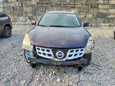 Piąte zdjęcie samochodu w środku: 2013 NISSAN ROGUE S VIN:JN8AS5MV4DW103768 - miniatura