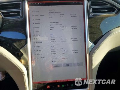 Zdjęcie 9 z 12 samochodu: 2016 TESLA MODEL S VIN:5YJSA1E26GF142323 - miniatura