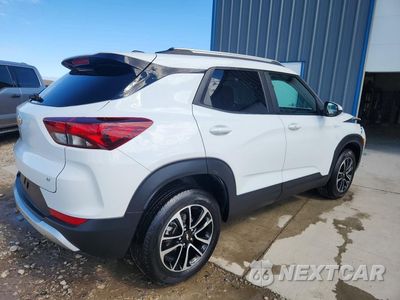 Trzecie zdjęcie samochodu z tyłu: 2025 CHEVROLET TRAILBLAZER LT VIN:KL79MRSL3SB035532 - miniatura