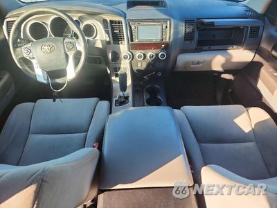 Zdjęcie 8 z 13 samochodu: 2014 TOYOTA SEQUOIA SR5 VIN:5TDZY5G14ES051470 - miniatura