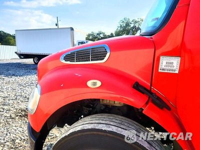 Zdjęcie 10 z 12 samochodu: 2018 FREIGHTLINER BUSINESS CLASS M2 BOX TRUCK VIN:1FVACWFB4JHJR4157 - miniatura