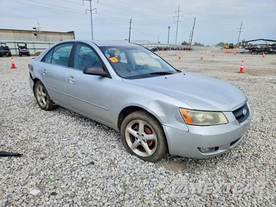 Czwarte zdjęcie samochodu z boku: 2007 HYUNDAI SONATA GLS VIN:5NPET46C17H196341 - miniatura