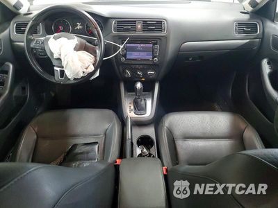Zdjęcie 8 z 12 samochodu: 2014 VOLKSWAGEN JETTA TDI VIN:3VWLL7AJ3EM389626 - miniatura