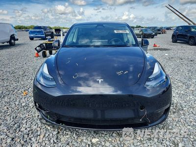 Piąte zdjęcie samochodu w środku: 2024 TESLA MODEL Y VIN:7SAYGDEE4RF032767 - miniatura