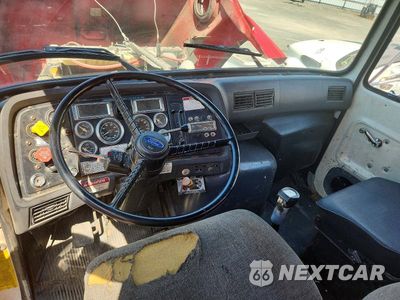Zdjęcie 8 z 13 samochodu: 1995 FORD LT9000 TRUCK MOUNTED CRANE VIN:1FDZU90S4SVA11778 - miniatura