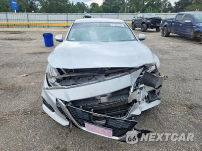 Piąte zdjęcie samochodu w środku: 2019 NISS ALTIMA VIN:1N4BL4BV1KC250371 - miniatura