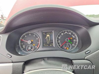 Zdjęcie 9 z 12 samochodu: 2014 VOLKSWAGEN JETTA GLI VIN:3VW4T7AJ6EM360724 - miniatura