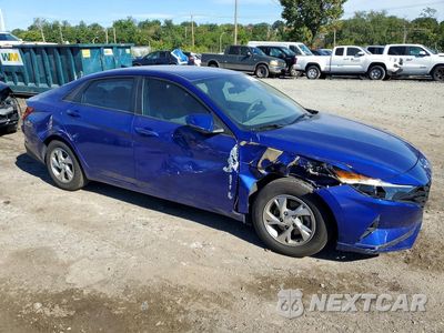 Czwarte zdjęcie samochodu z boku: 2022 HYUNDAI ELANTRA SE VIN:KMHLL4AG4NU255222 - miniatura