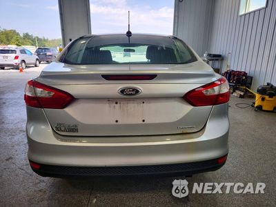 Zdjęcie 6 z 13 samochodu: 2013 FORD FOCUS S VIN:1FADP3E26DL162461 - miniatura