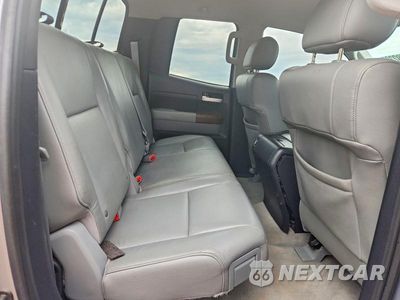 Zdjęcie 10 z 12 samochodu: 2010 TOYOTA TUNDRA DOUBLE CAB LIMITED VIN:5TFBW5F17AX143041 - miniatura