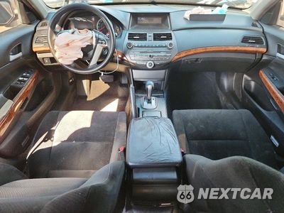 Zdjęcie 8 z 13 samochodu: 2012 HONDA ACCORD EX VIN:1HGCP2F77CA077165 - miniatura